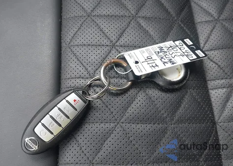 2017 Nissan Maxima 3.5 Platinum из США, поврежденный, VIN 1N4AA6APXHC378570